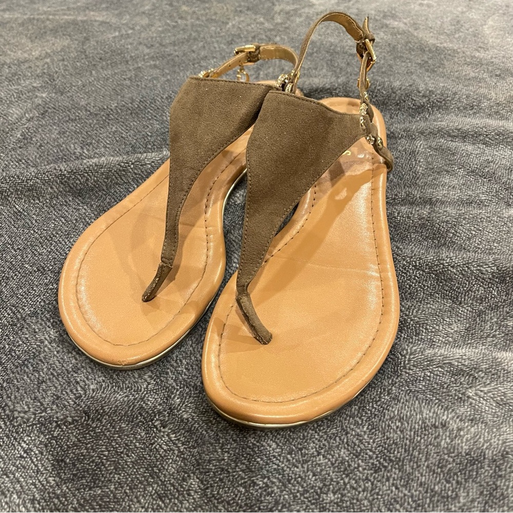 Guess olive green & gold sandles 8